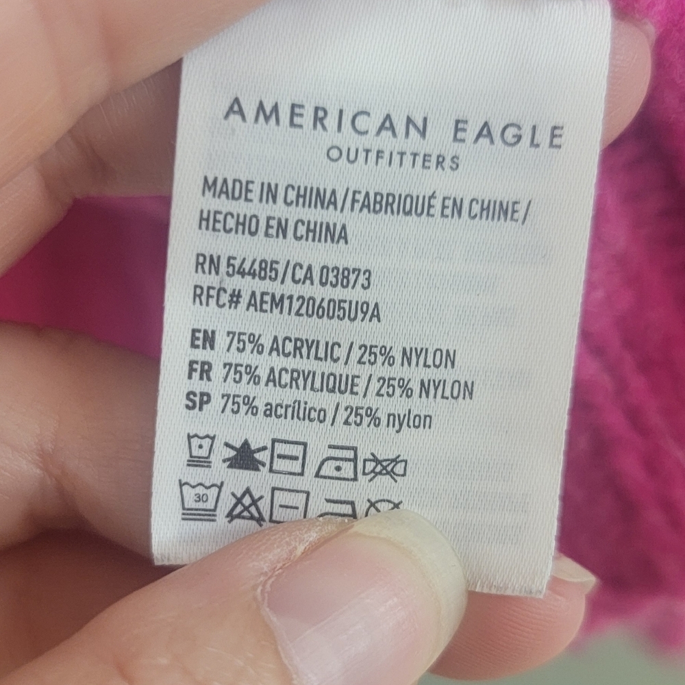 American Eagle Womensโ Hot Pink Crewneck ๐ Sweater Size Small - Picture 3 of 7